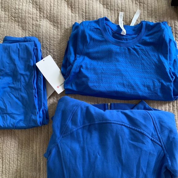 lululemon Breeze By Long Sleeve - Picture 10 of 10